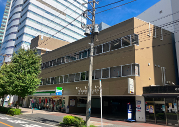 横浜営業所のビル